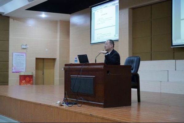 1.9 我院周方法官為中山中專作法治情景故事劇本創(chuàng)作指導(dǎo)346.jpg